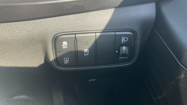 Hyundai i20 1.0T GDi 48V MHD SE Connect 5dr DCT Petrol Hatchback